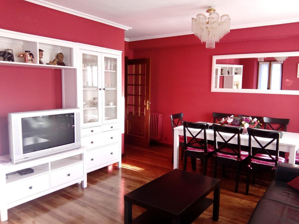 Olazagutía Apartamentos Rurales Imaz Etxea - Urbasa מראה חיצוני תמונה
