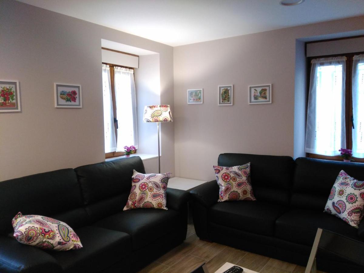 Olazagutía Apartamentos Rurales Imaz Etxea - Urbasa מראה חיצוני תמונה